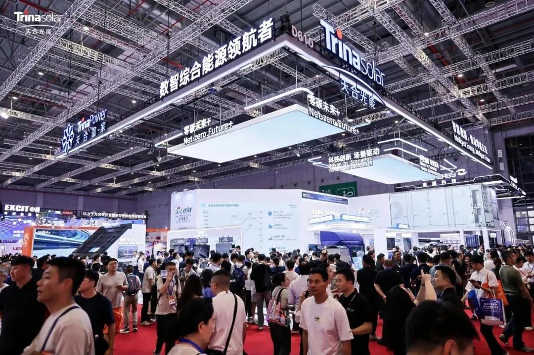 隆基新品惊艳亮相SNEC，开启光储融合新纪元